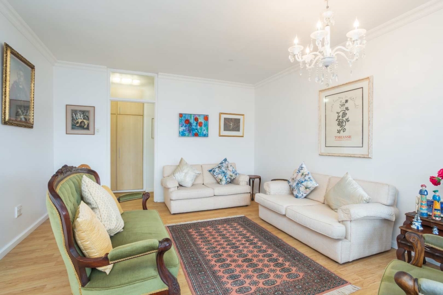 2 Bedroom Property for Sale in Sea Point Western Cape